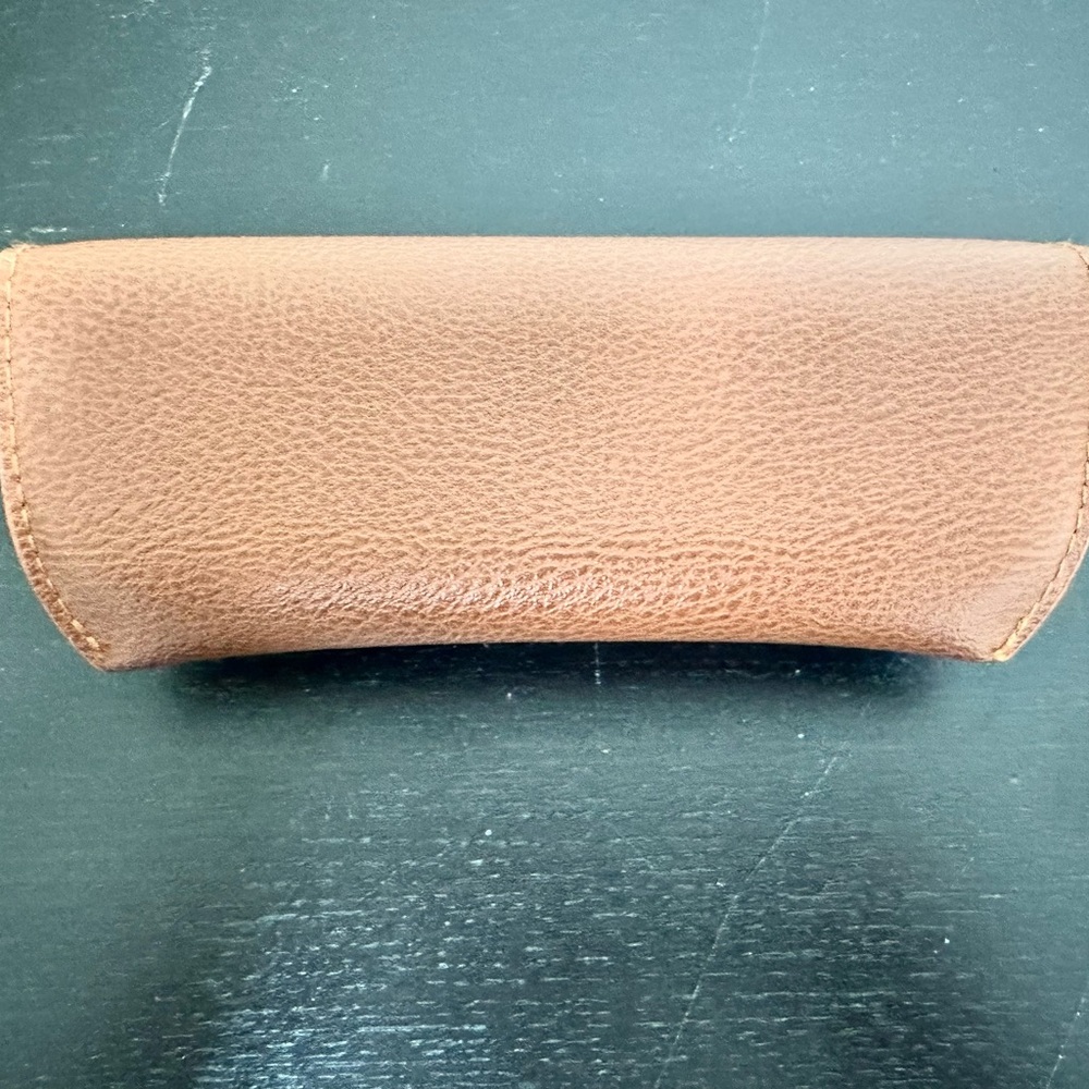 RAY BAN GLASSES CASE - Picture 2 of 2